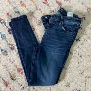 A & F Simone high rise super skinny size 29